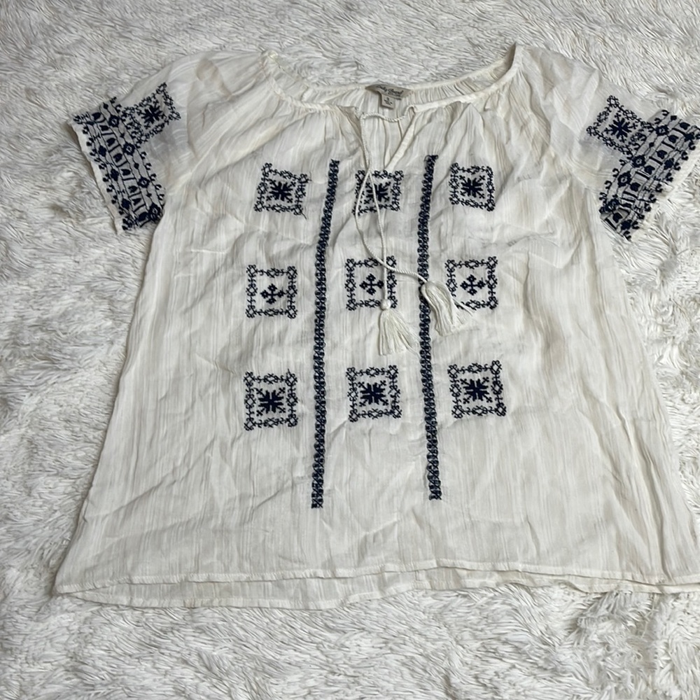 Lucky Brand White and Black Embroidered Top